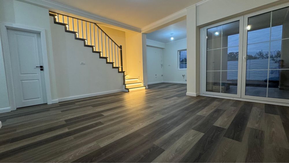 Proprietar-Casă individuală (4 camere+living+3băi) Moșnița Nouă-asfalt