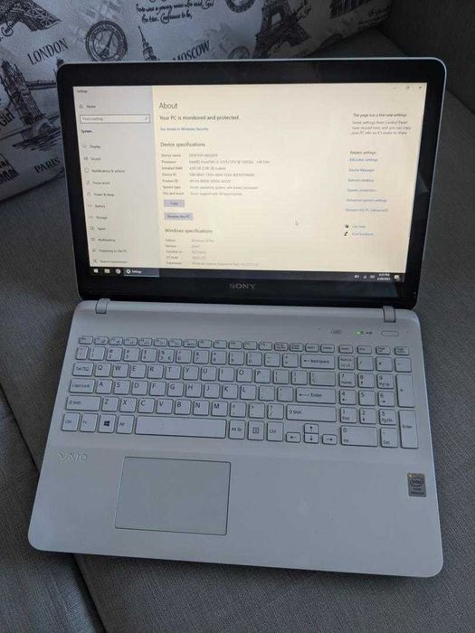 SONY Vaio SVF15 Intel i3 Touchscreen SSD Display 15.6" Numerica