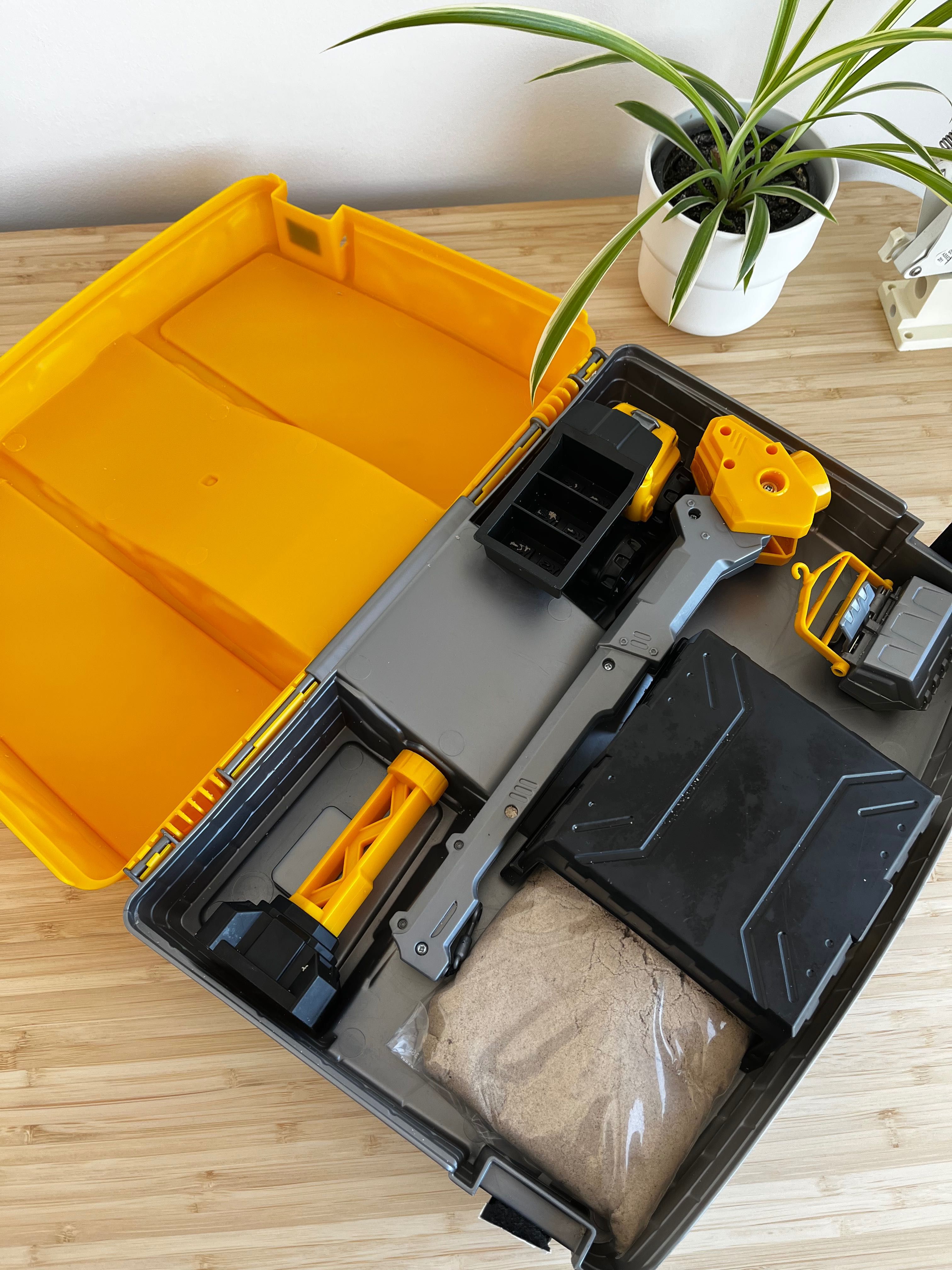Творчески комплект Kinetic Sand строителна площадка