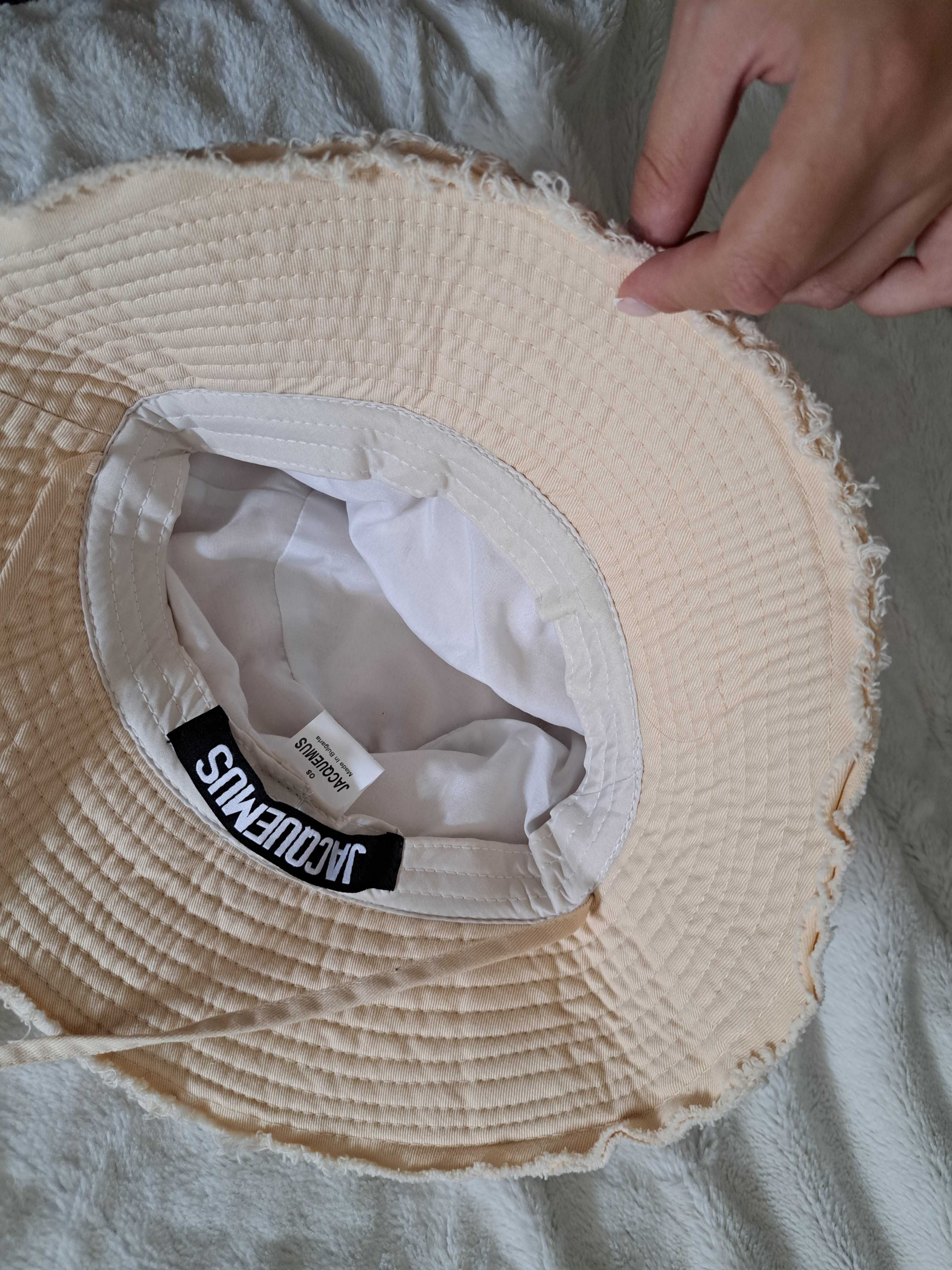 !Чисто нова! Шапка Jacquemus