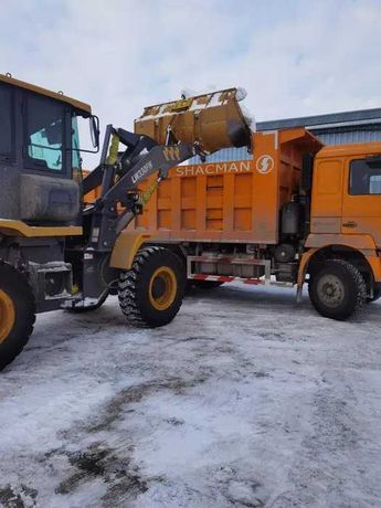 Услуги трактор погрузчик уборка  очистка вывоз снега мусора