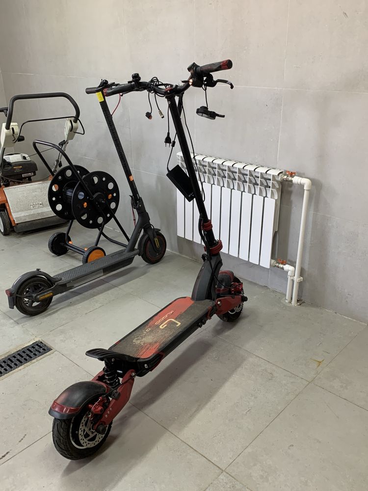 Продам электросамокат KUNGOO G1