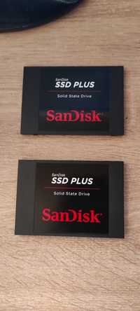 SanDisk SSD 120 GB SATA III, 2 броя, в добро състояние.