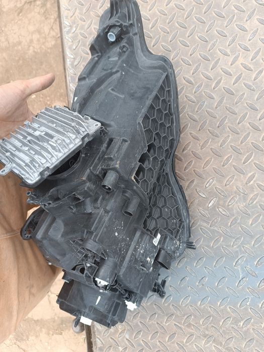 Far stânga full led Volvo S60 v60 2018 2025 spart