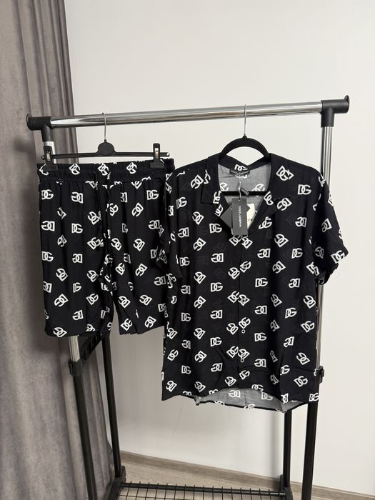 Compleu DOLCE GABBANA super calitate