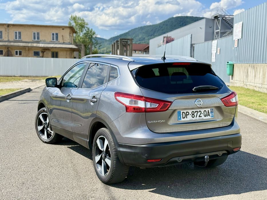 Nissan Qashqai / 1.6 Dci / 130 Cp/ 2015 /Panoramic/Navi/camera 360