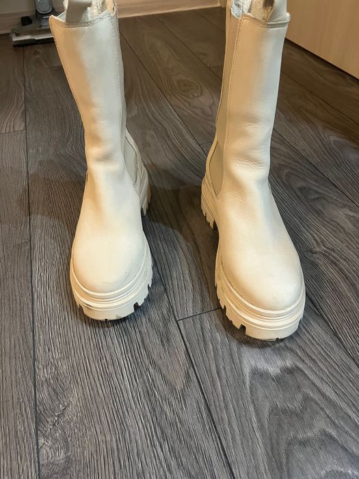 Боти тип челси Tamaris