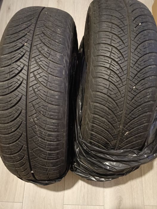 2 Anvelope Toate sezoanele pentru Dacia Logan. Amândouă la 95 lei. Fix