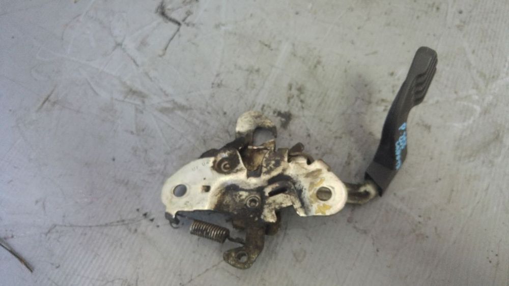 broasca capota peugeot 207 dupa 2007