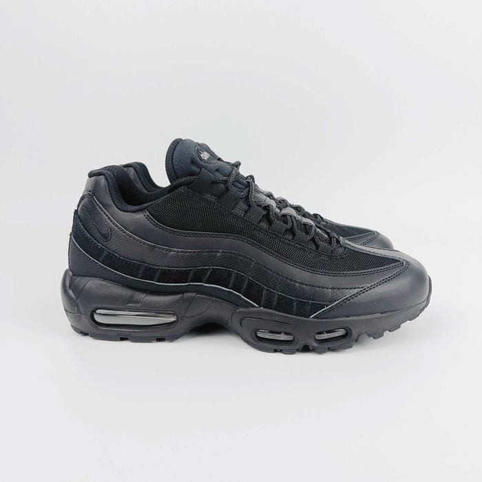 Найк Nike AIR MAX 95 Triple Black