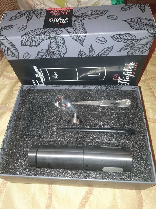 Ръчна кафемелачка