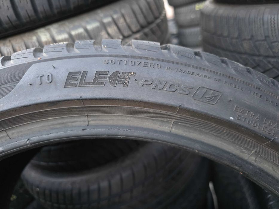 2бр Зимни гуми 255 40 20 - Pirelli - Tesla - DOT 2022
