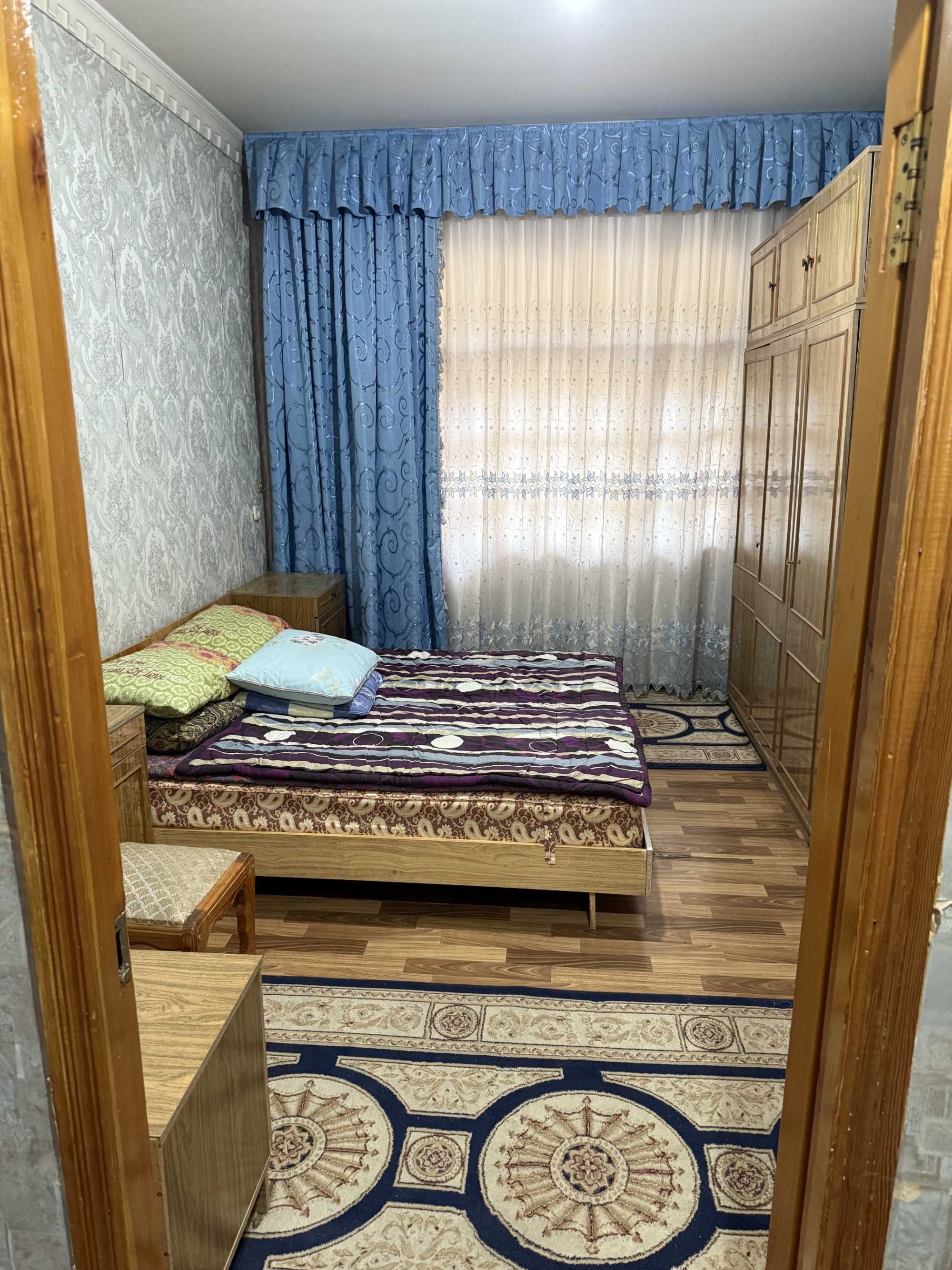 Продается 2/3/4 Кара-камыш 2/1 Парк Галаба. Мебелем,быт.техникой.Своя.