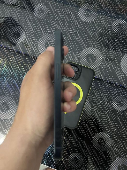Vând  telefon iPhone 13
