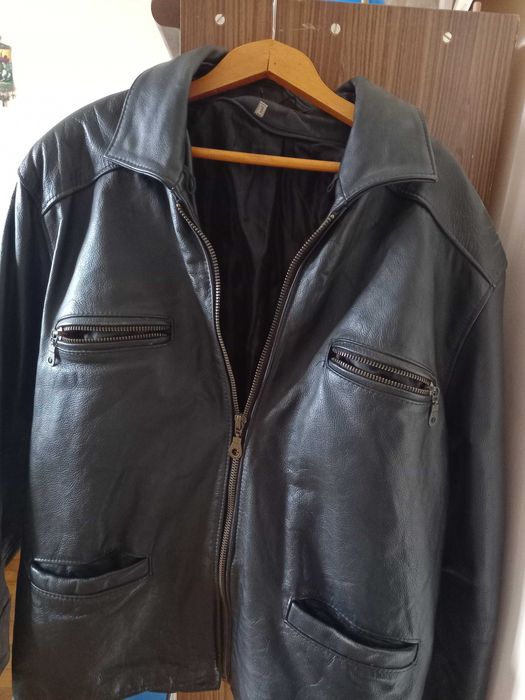 Мъжко,черно кожено яке