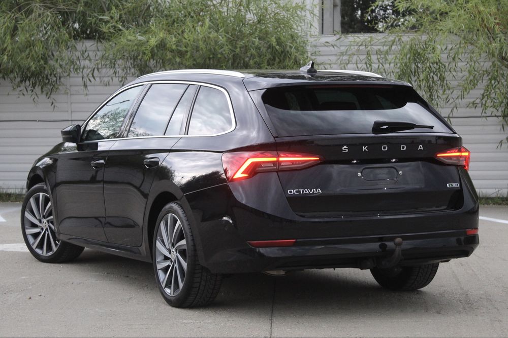 Skoda Octavia/2021/1.5 TSI/e-tech/Benzina/Faruri matrix/Automata/150Cp