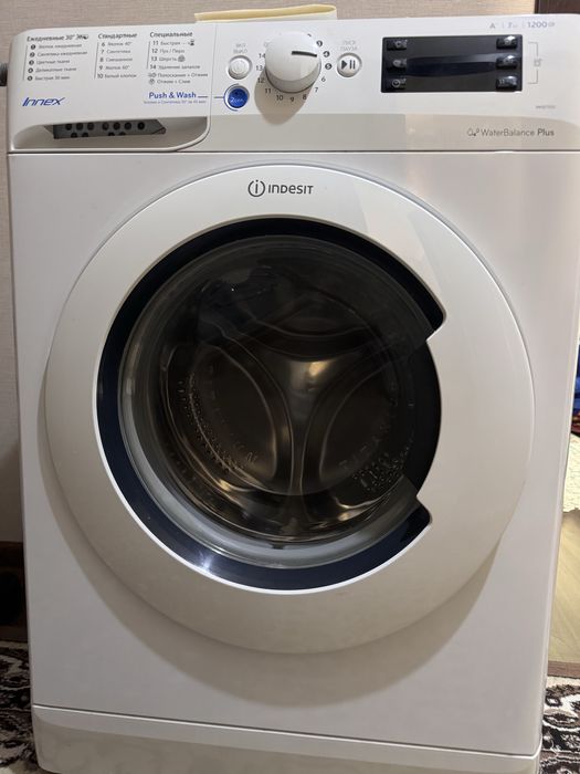 Стиральная машина Indesit в Отличном состтоянии. 7кг.