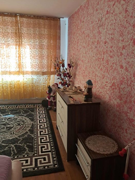 Vând apartament 2 camere