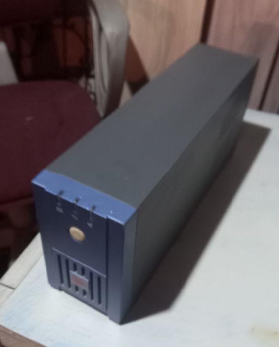 Продам Стабилизатор б.у...