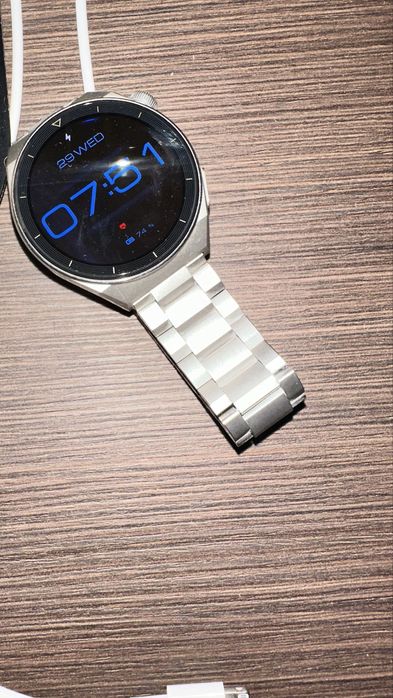 Смарт часовник Huawei GTI3 PRO