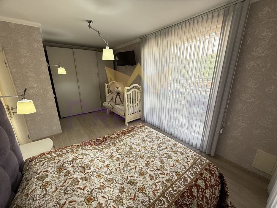 Продава се Двустаен апартамент в к.к. Слънчев бряг - 69 кв.м за 1421 €/кв.м - Снимка #4