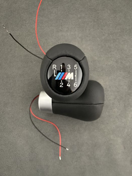 Maneta schimbator M scurta perforata luminata Led Bmw Seria 1 3 5 X3