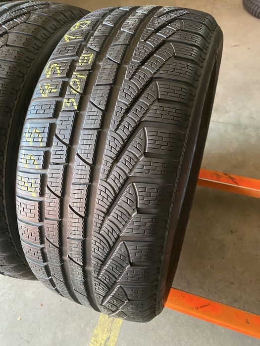 Anvelope iarna 255/45/19 Pirelli Sottozero 2 255 45 19 R19