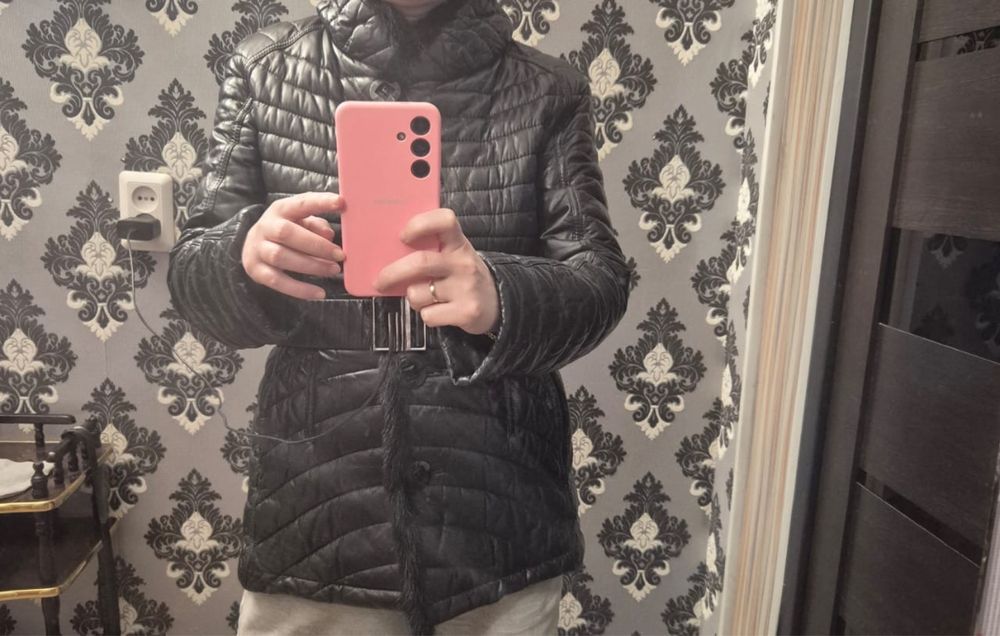 Зимняя куртка 15тыс