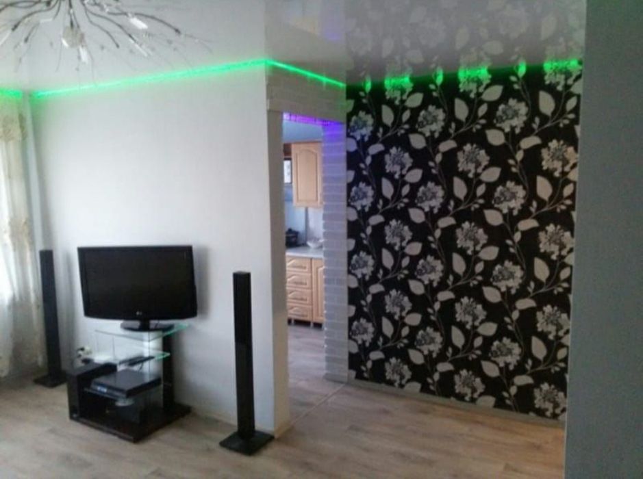 3000 тенге 2-часа. 1-комнатная.Посуточно по Абая