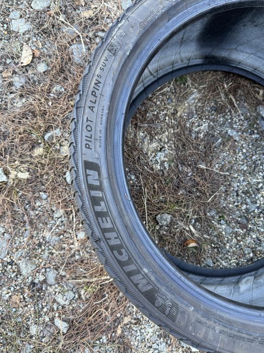 4 cauciucuri de iarna Michelin 295/35/21 an 2021