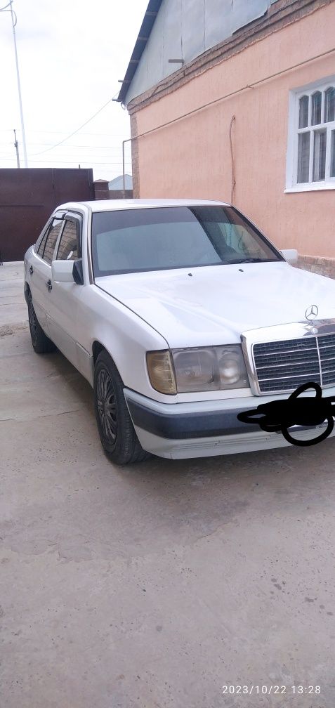 Mercedes Benz продается