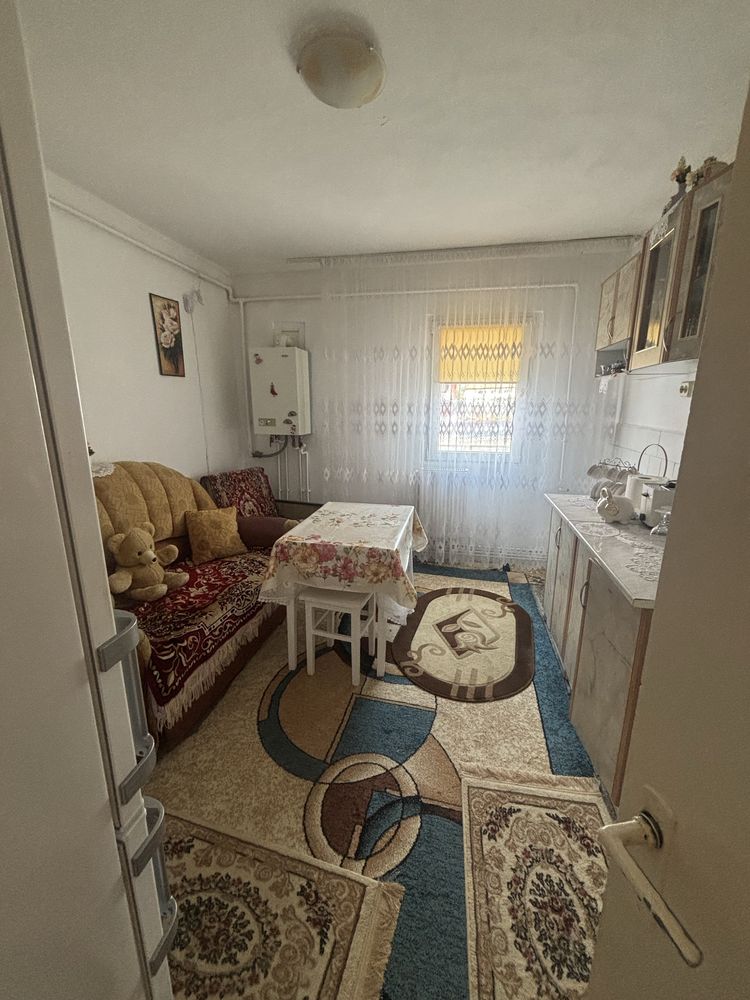 Apartament 2 camere de vanzare