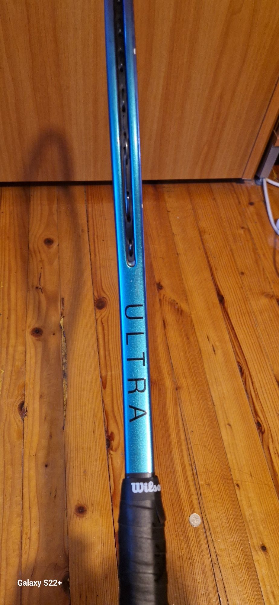 Wilson ultra  v4 pro 305 gr.
