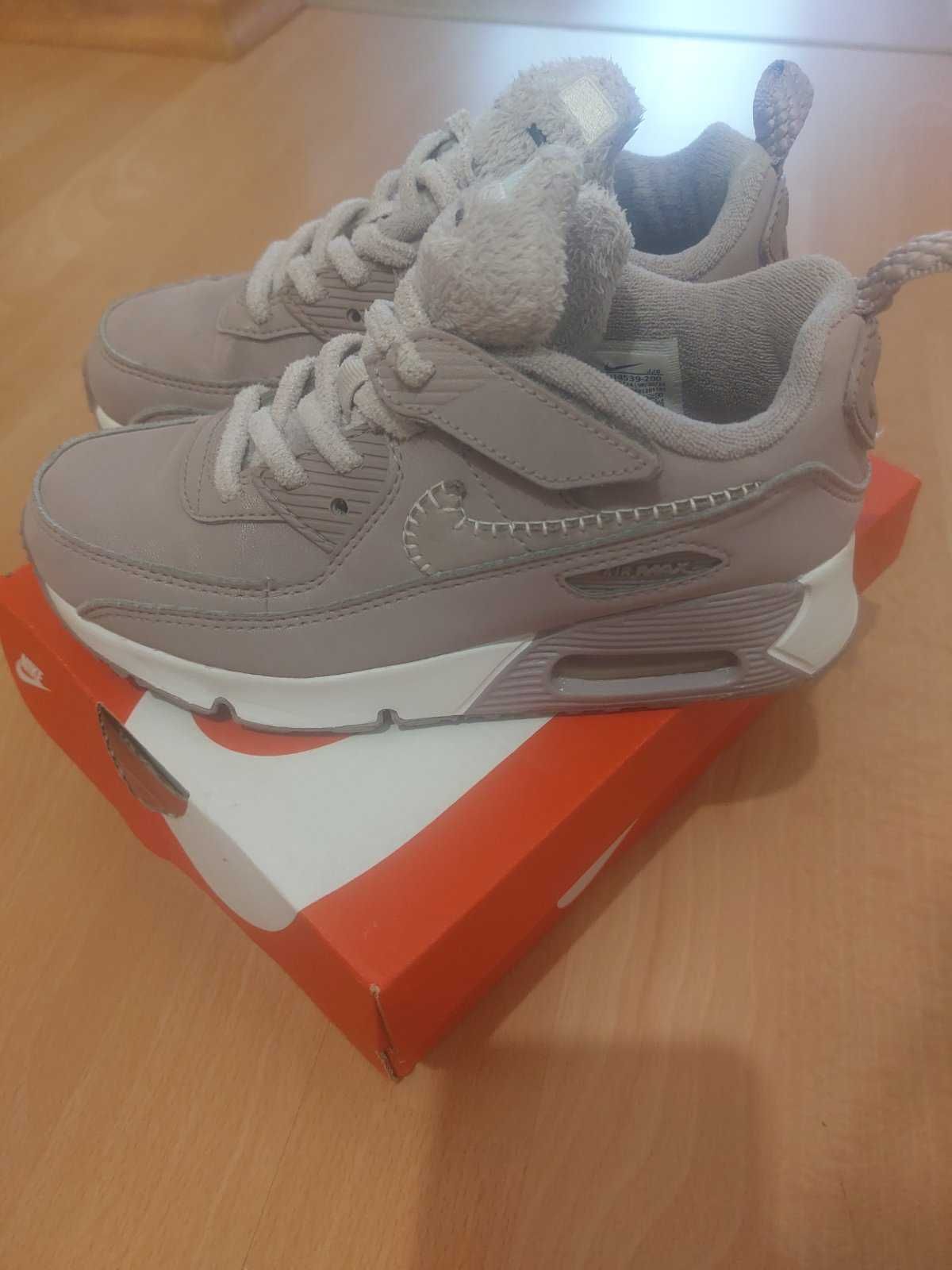 Детски маратонки модел  Nike