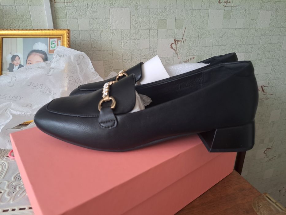 Обувь женская, кожаная, классика