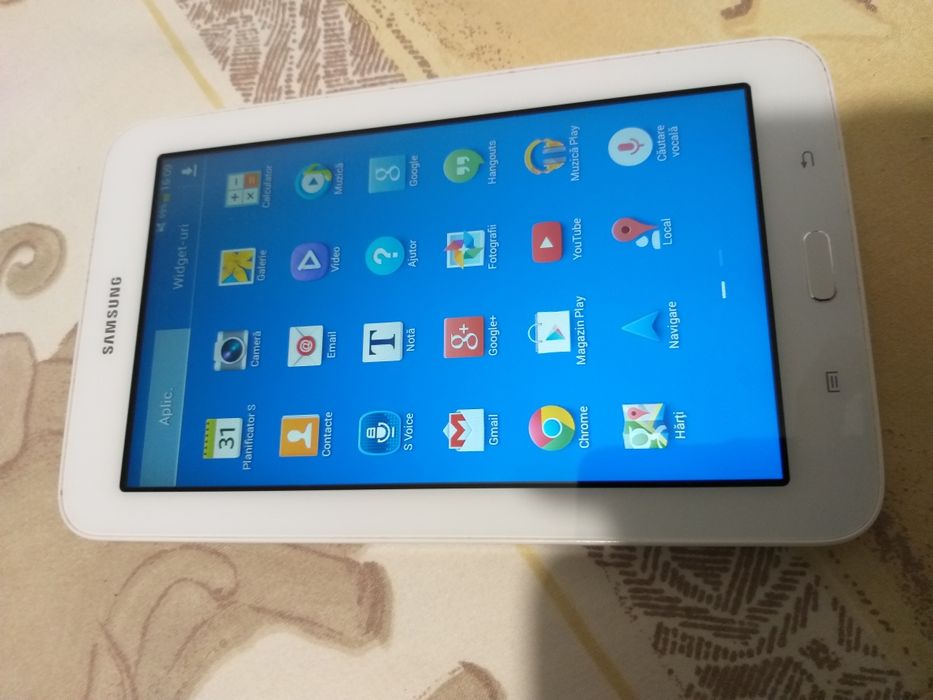 Tableta Samsung T110 ca noua .