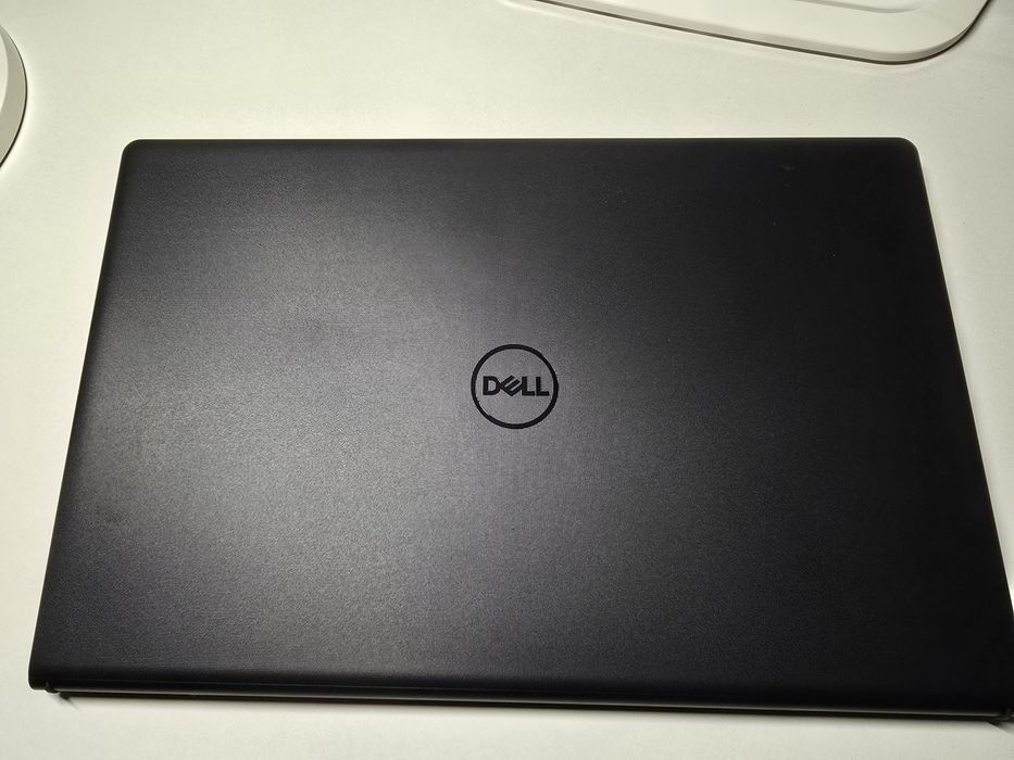 Laptop Dell Vostro i5 Nou