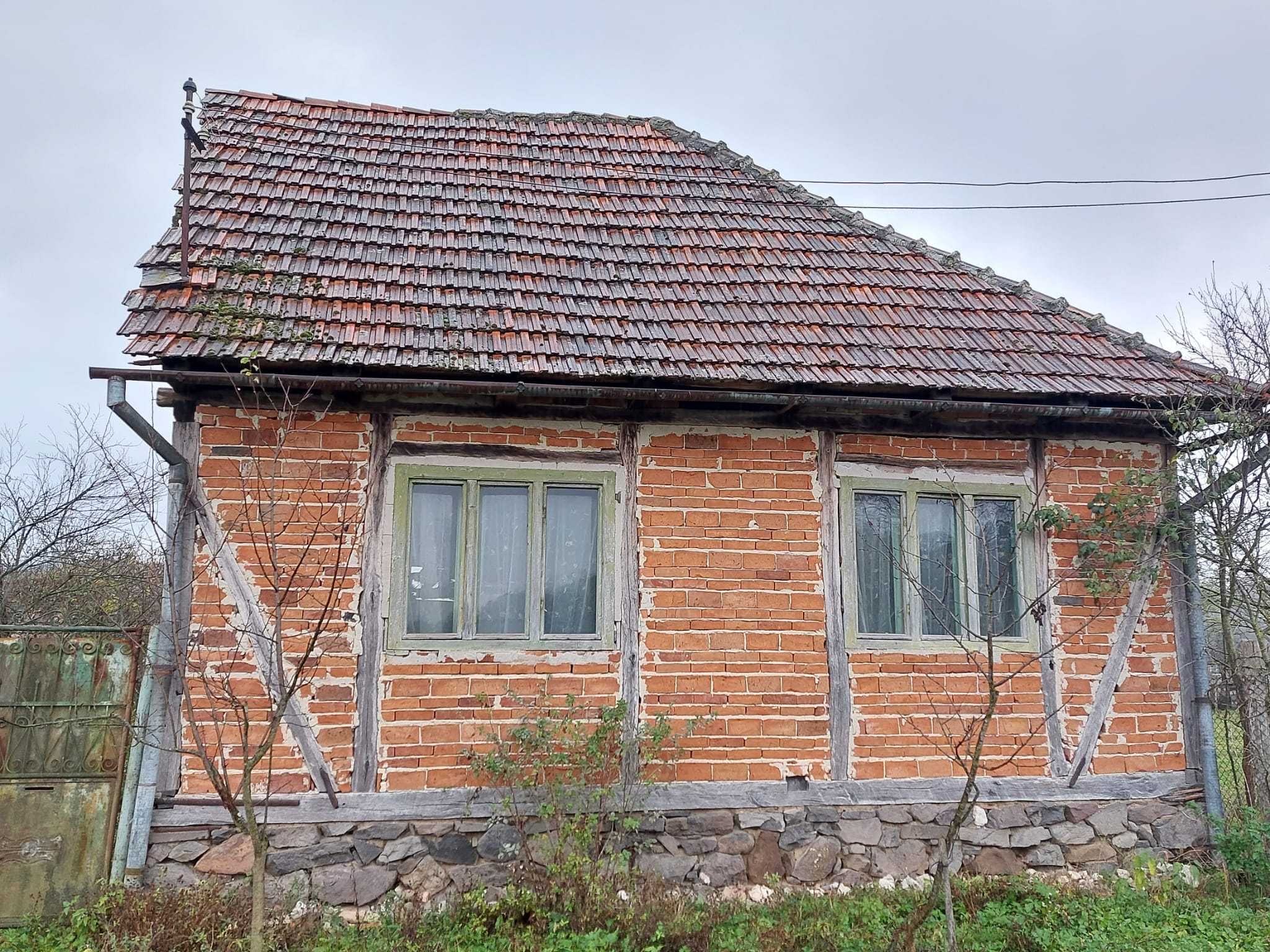 Casă de vînzare cu gradină