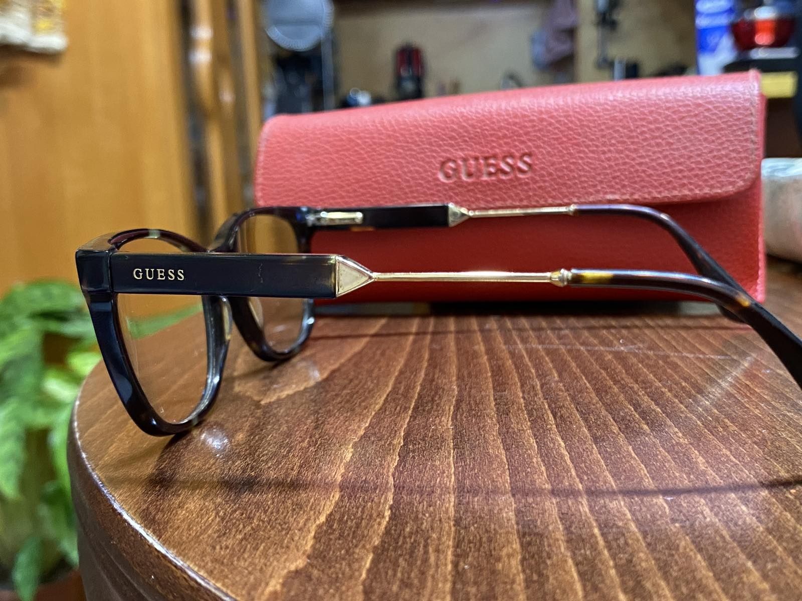 Оригинални диоптрични рамки Guess