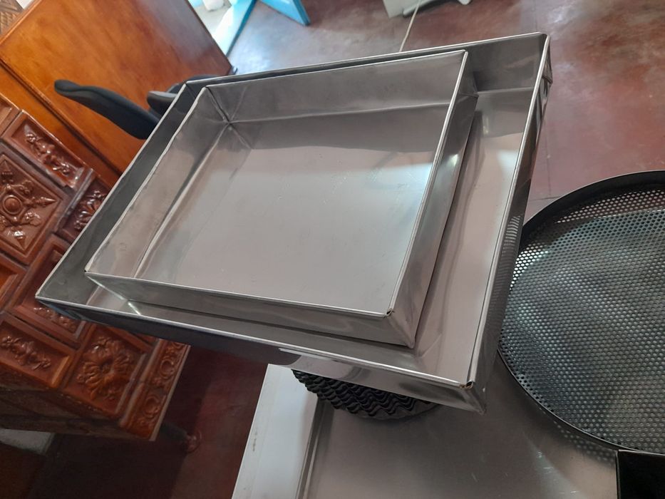 Tavi inox pentru copt  sin gatit.