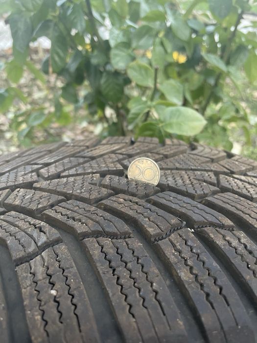 KUMHO Wintercraft WP52 235/65 R17