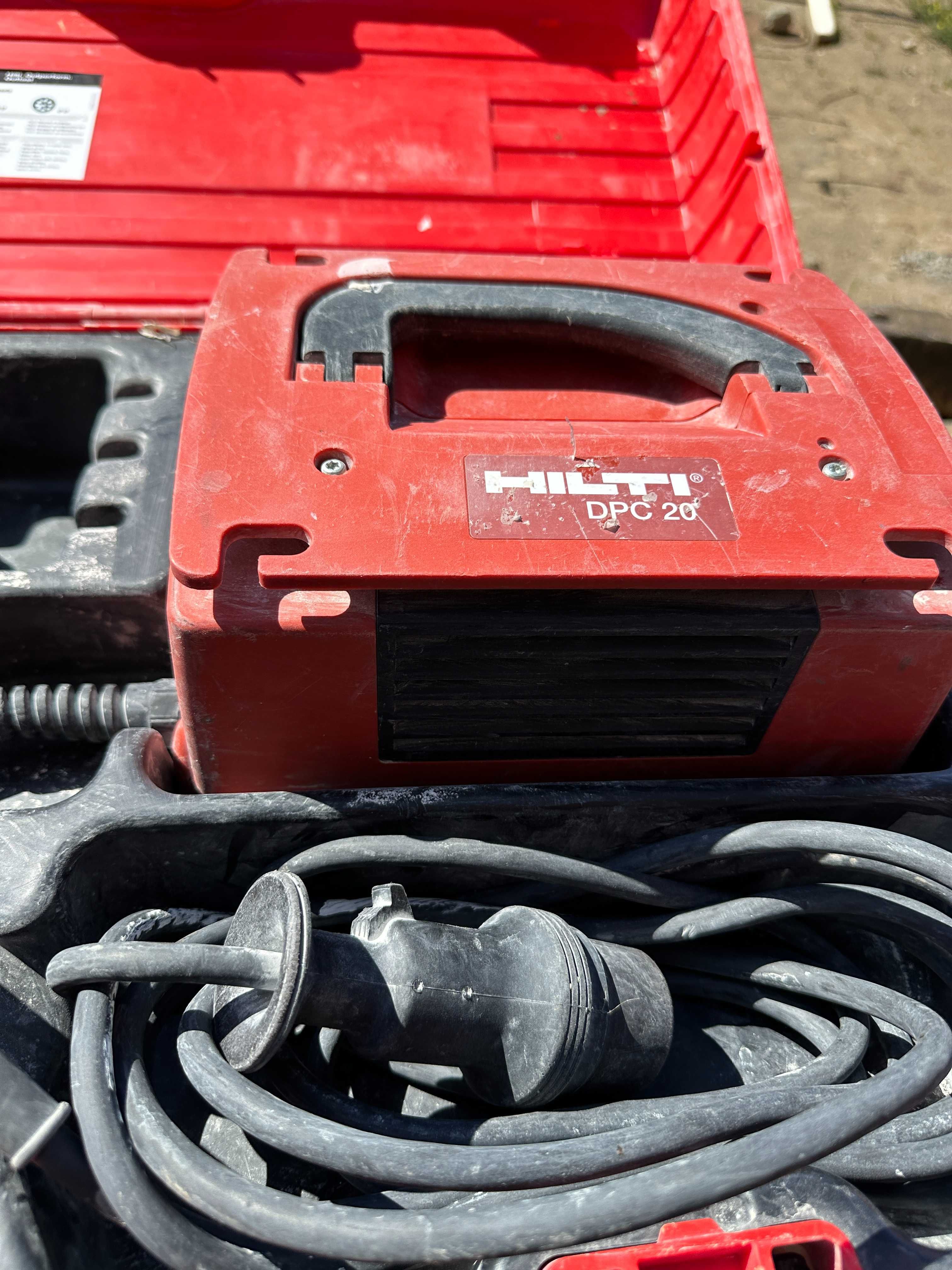 Șlefuitor pentru beton HILTI DG 150