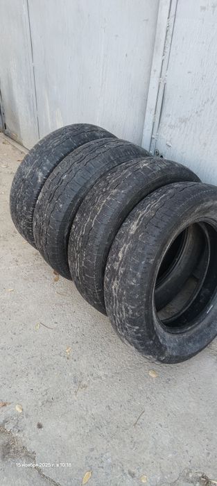 Автошины 225/65 R17.