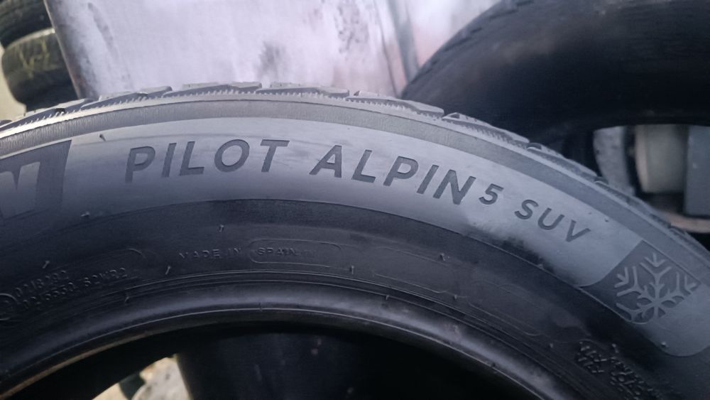 225/60/17 Michelin Дот 2022