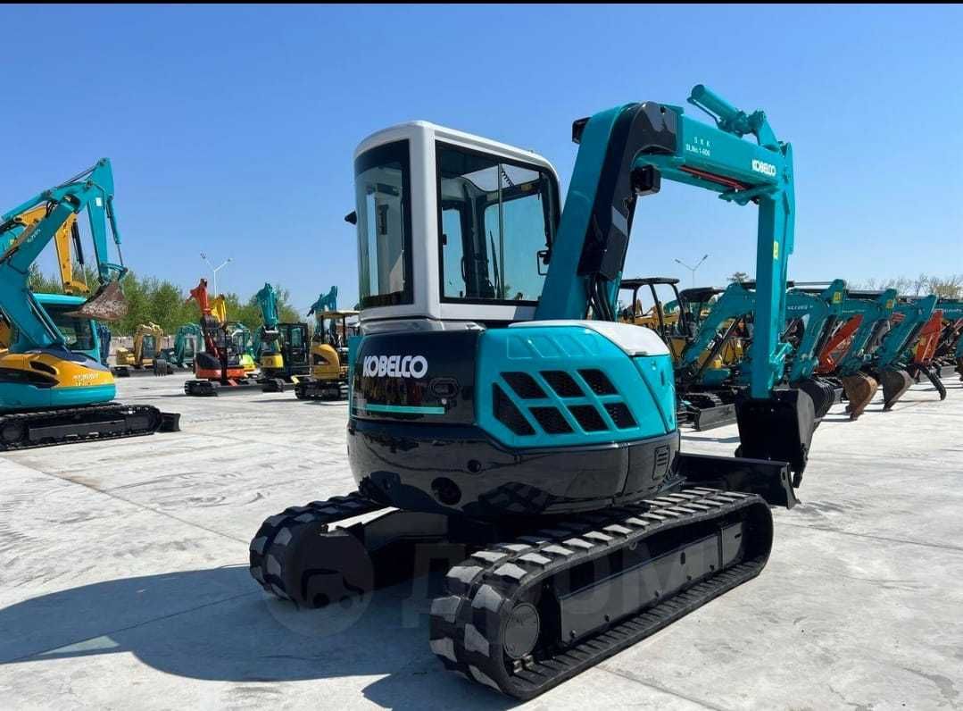 Японский мини экскаватор Kobelco SK50UR-3 2017года