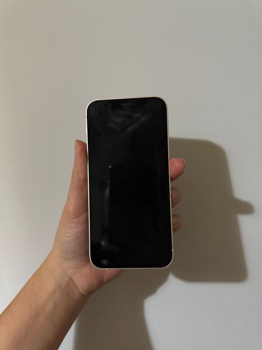 iPhone 12 mini, в хорошем состоянии