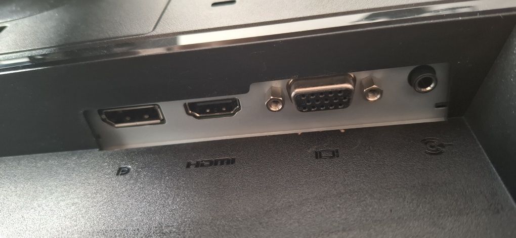 Монитор HP 24" встроенные динамики