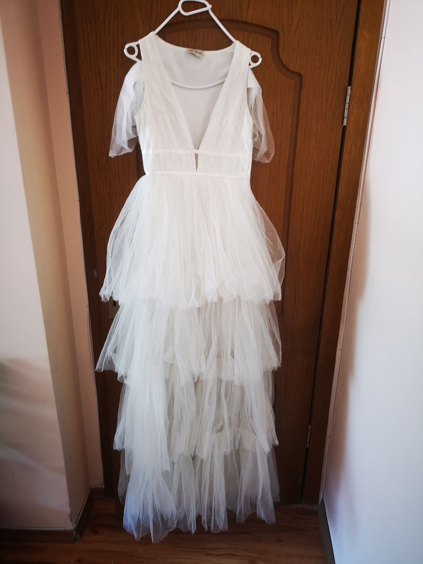 Булчинска рокля Beads and bridal