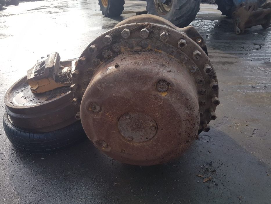 Transmisii si role intinzatoare buldozer Komatsu D65PX