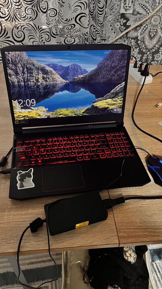 Acer nitro 5, б/у